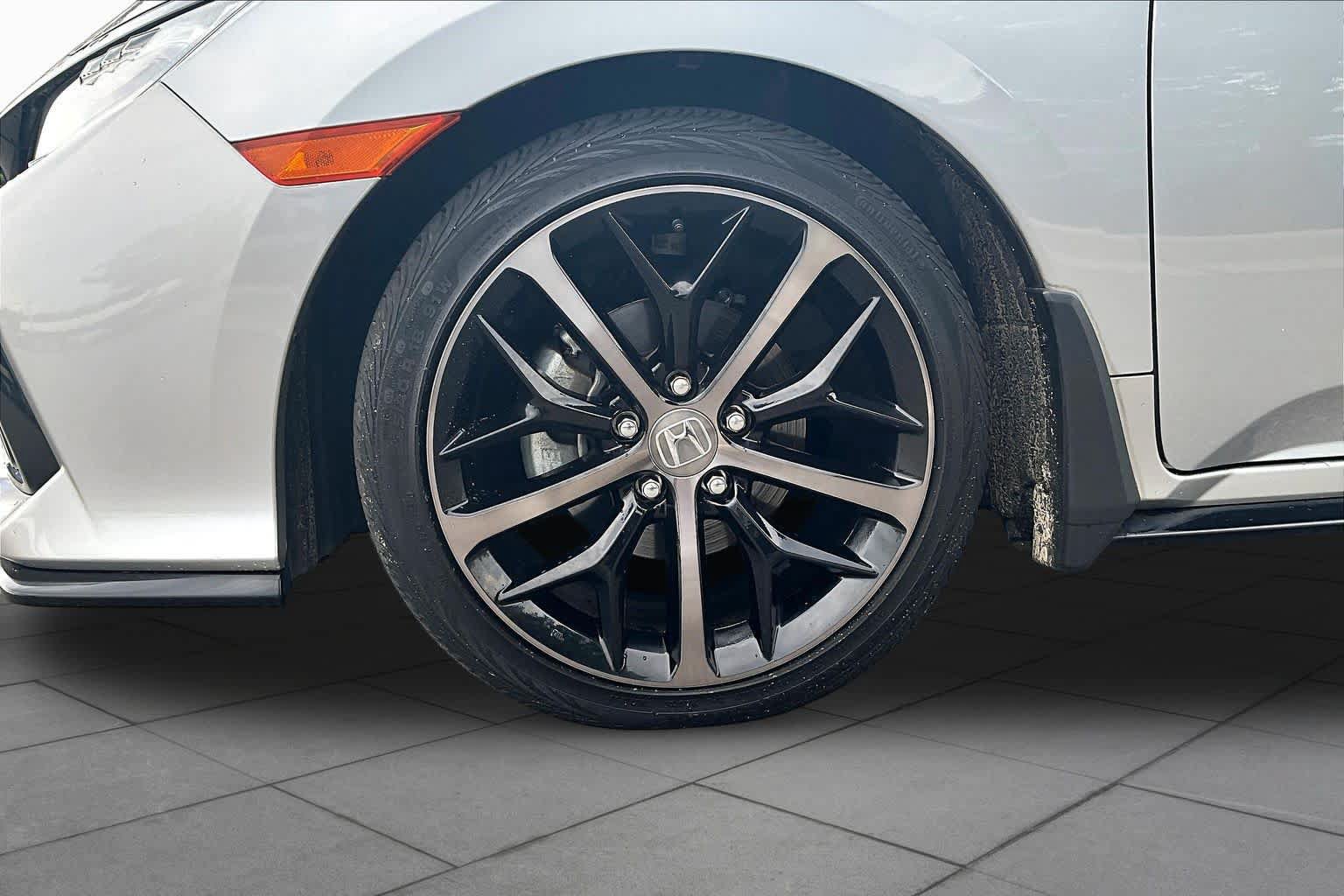 Used 2021 Honda Civic Sport Touring image 10