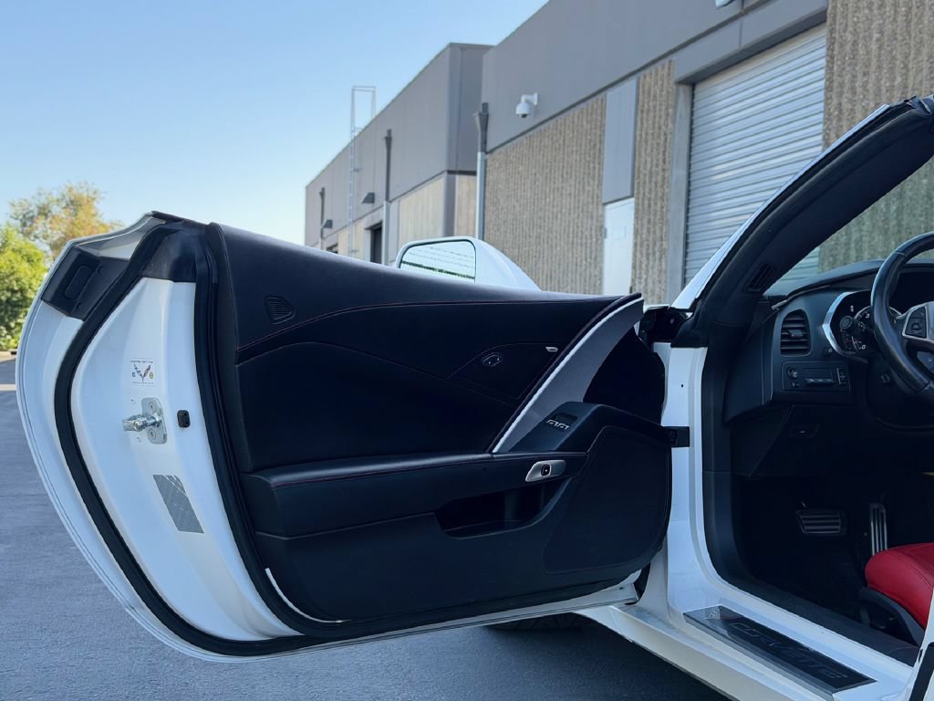 Used 2016 Chevrolet Corvette Z06 RWD image 22