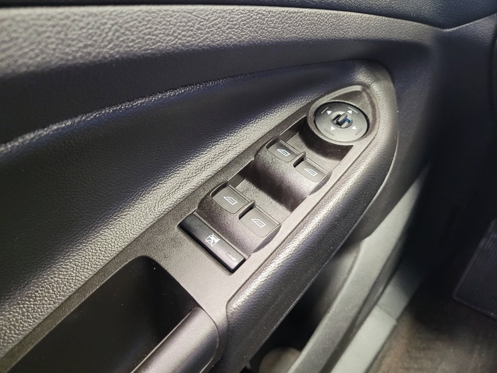 Used 2016 Ford Escape S FWD image 27