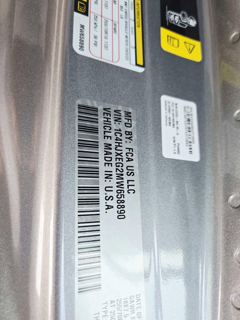 Used 2021 Jeep Wrangler Unlimited Sahara image 45