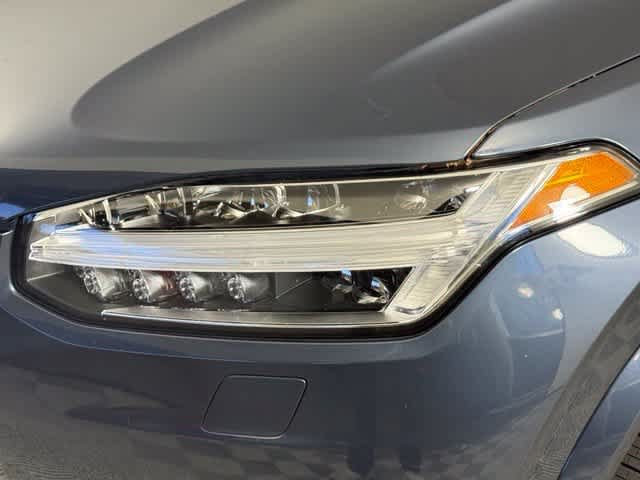 Used 2022 Volvo XC90 T6 Momentum w/ Advanced Package AWD/4WD image 12