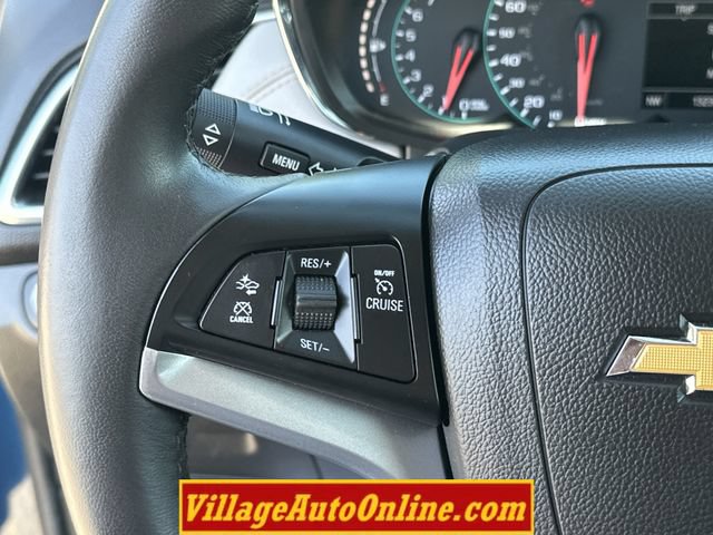 Used 2020 Chevrolet Trax Premier AWD/4WD image 30