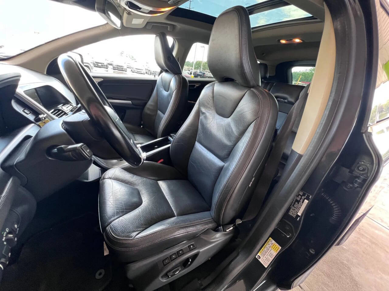 Used 2013 Volvo XC60 T6 image 11