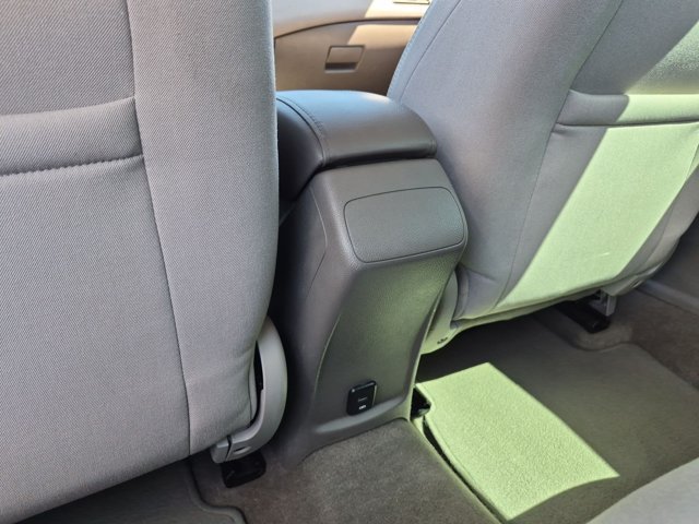 Used 2017 Chevrolet Cruze LT FWD image 24