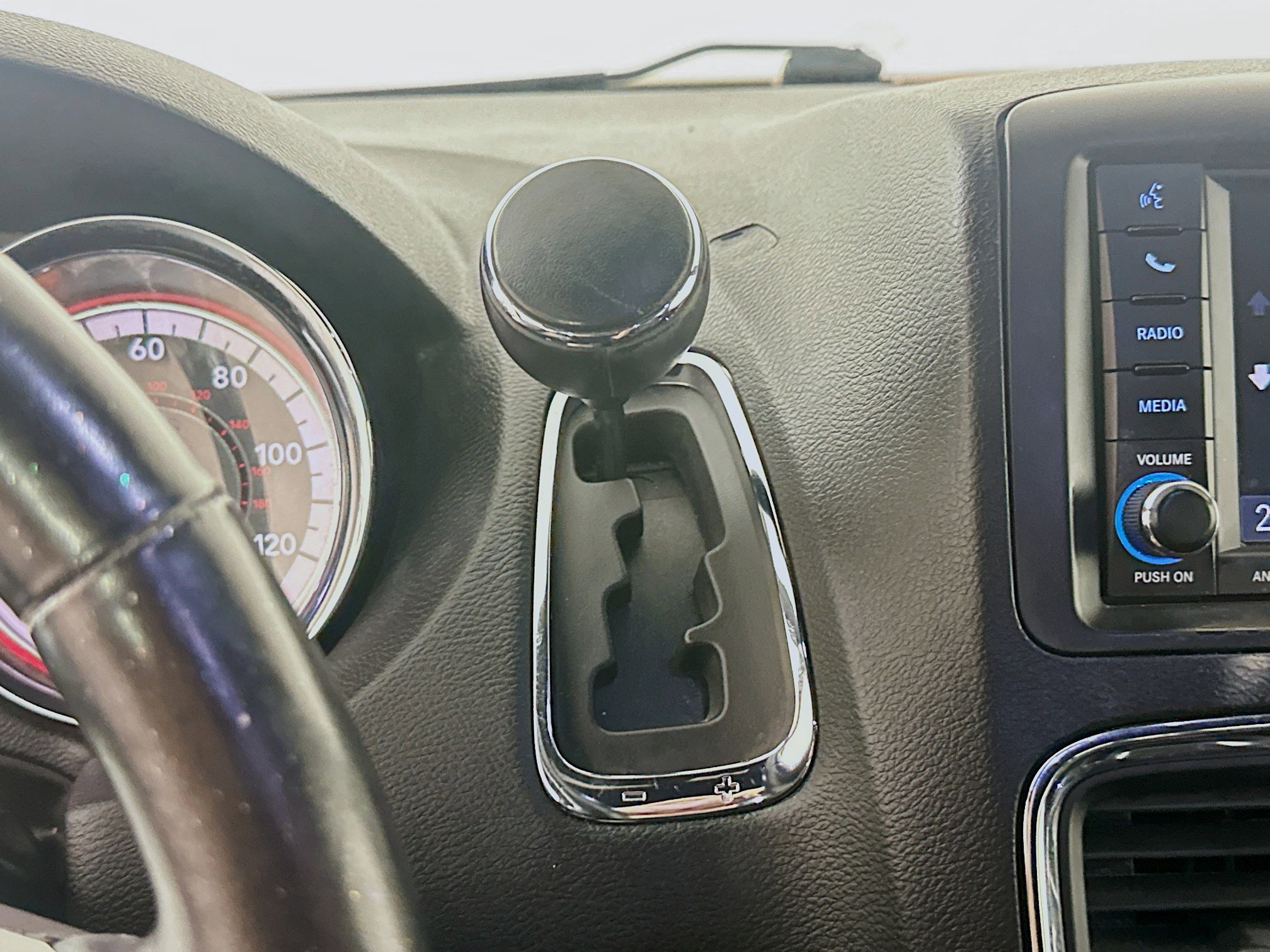 Used 2019 Dodge Grand Caravan GT image 23