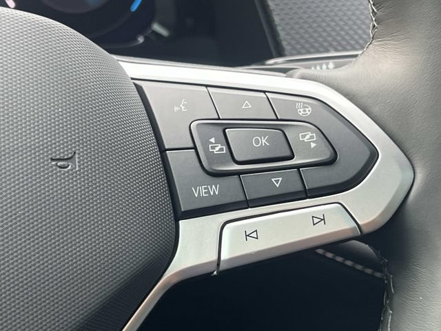 New 2026 Volkswagen Atlas Cross Sport SEL Premium R-Line AWD/4WD image 17