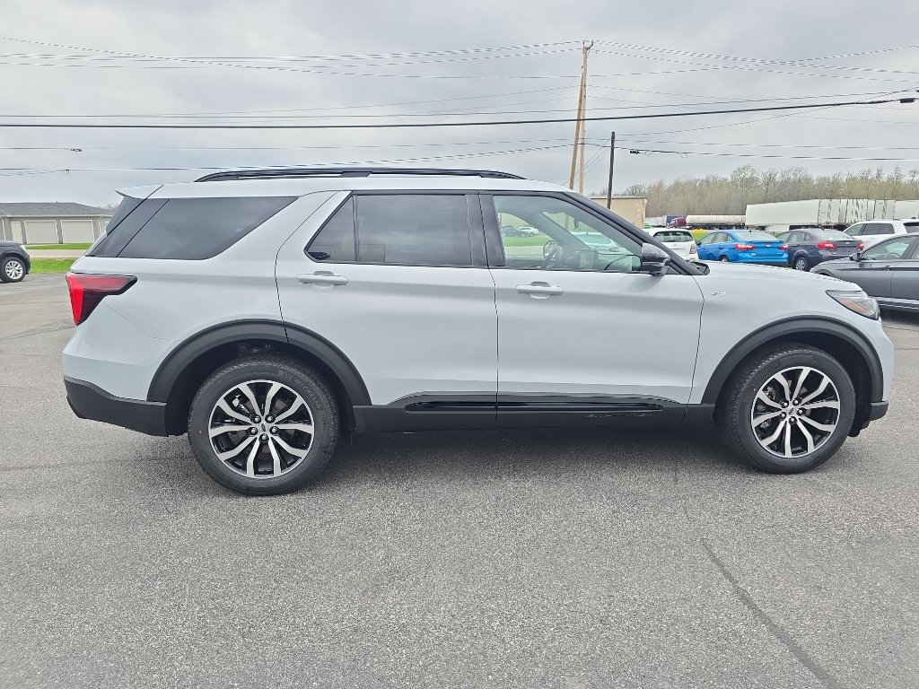 New 2026 Ford Explorer ST-Line AWD/4WD image 5
