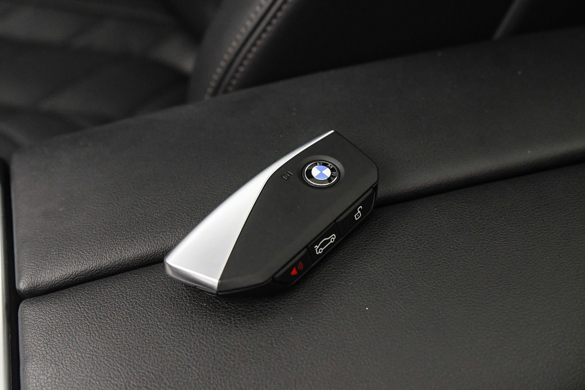 Used 2024 BMW X5 xDrive40i w/ Parking Assistance Package image 22