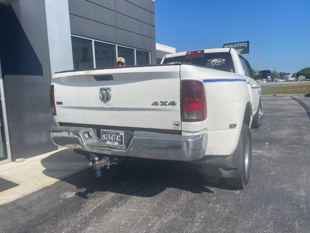 Used 2011 RAM 3500 SLT AWD/4WD image 4