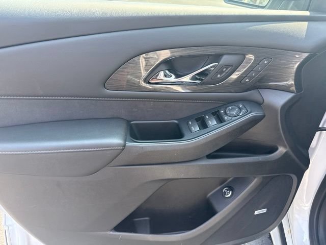 Used 2023 Chevrolet Traverse High Country w/ LPO, Floor Liner Package FWD image 24
