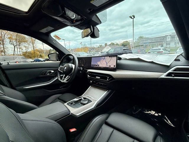 Used 2025 BMW 330i xDrive Sedan w/ M Sport Package image 24