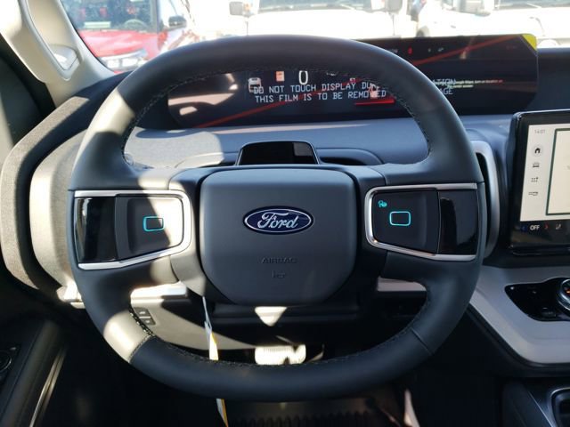 New 2026 Ford Expedition Active image 16