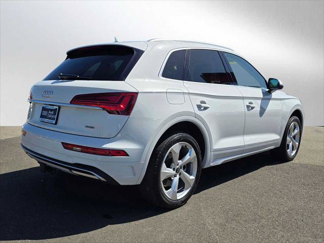 Used 2021 Audi Q5 2.0T Premium Plus w/ Premium Plus Package AWD/4WD image 3