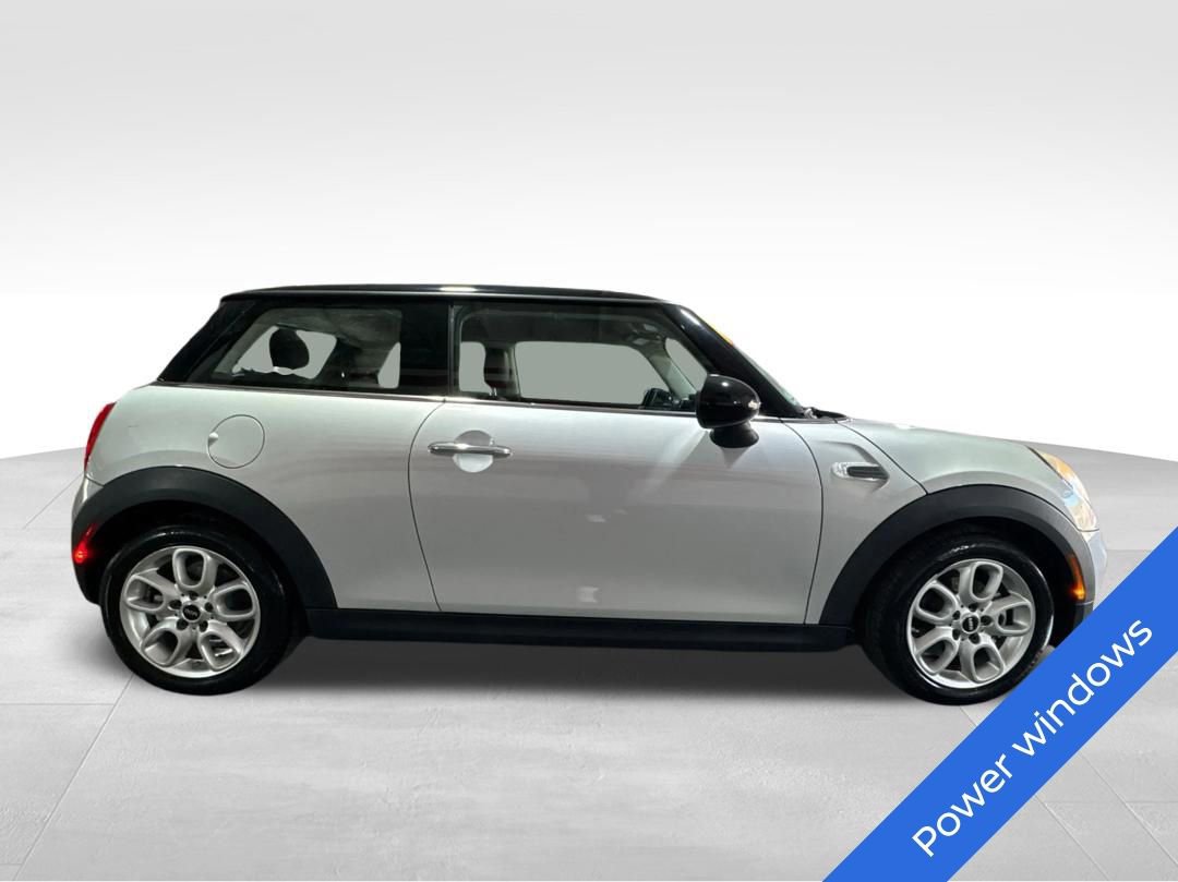 Used 2014 MINI Cooper 2-Door Hardtop FWD image 4