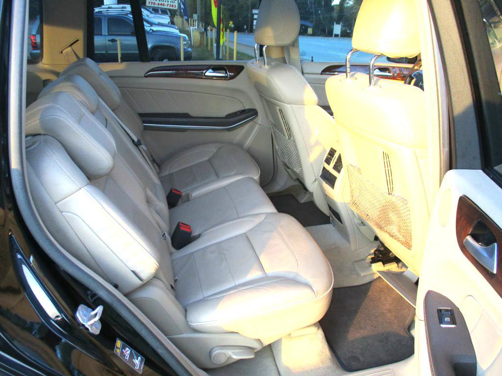 Used 2013 Mercedes-Benz GL 450 4MATIC image 11