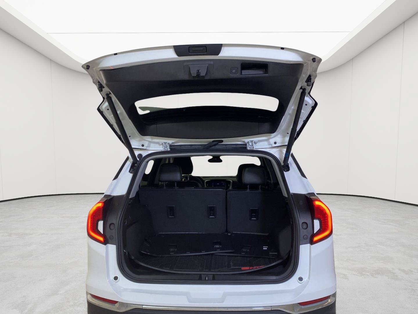 Certified 2023 GMC Terrain SLT w/ LPO, Floor Liner Package AWD/4WD image 8