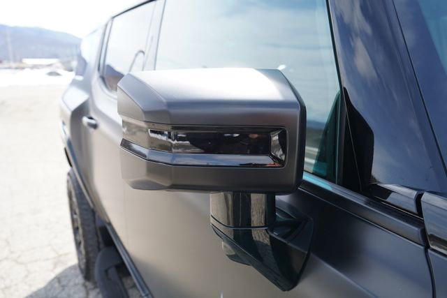 Used 2024 GMC Hummer EV 3X w/ LPO, Illumination Package image 94