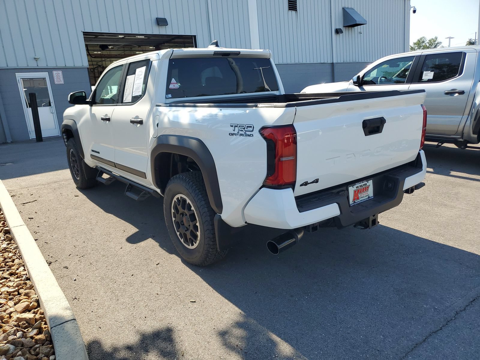 Certified 2026 Toyota Tacoma TRD Off-Road AWD/4WD image 3