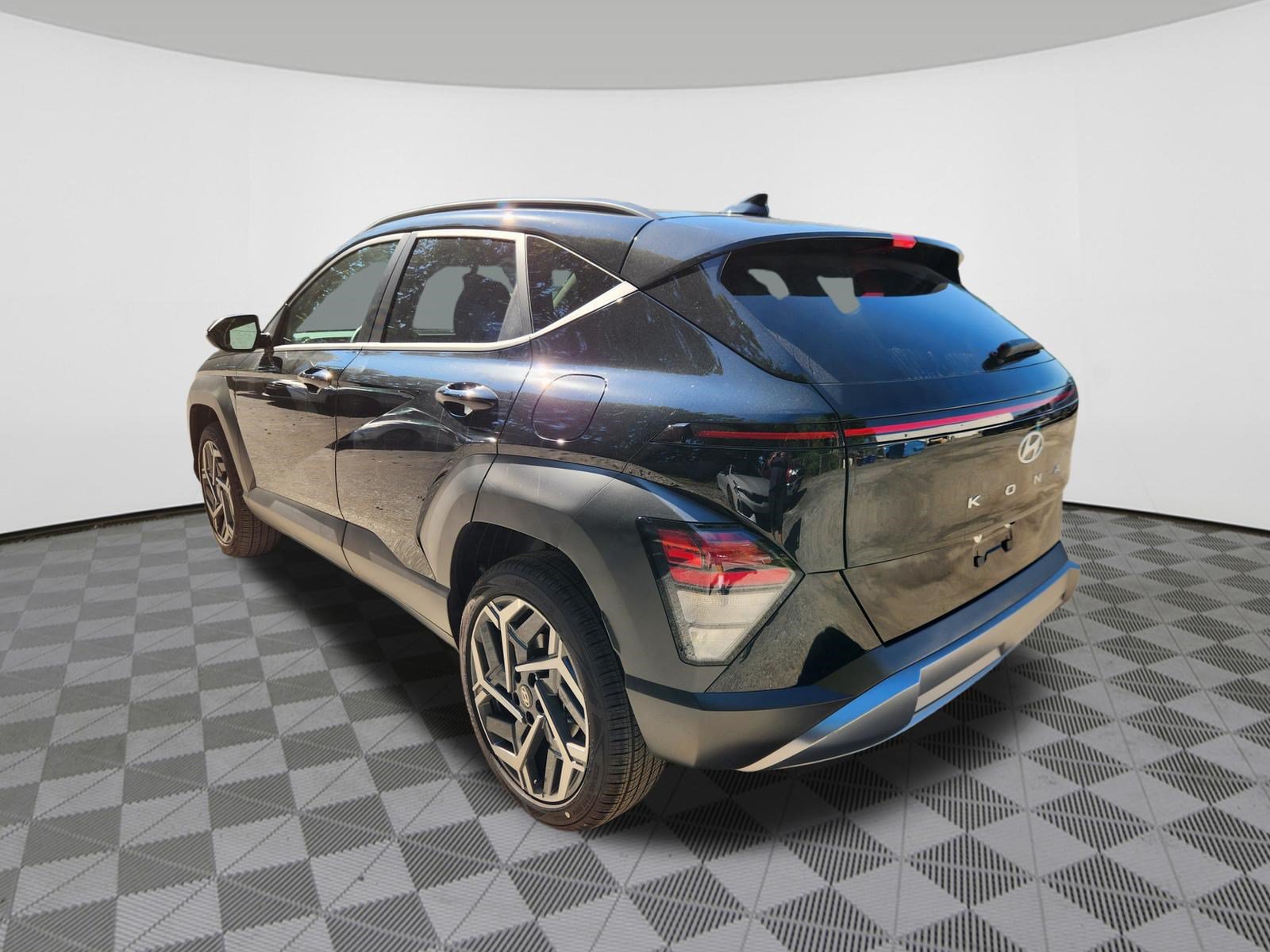 Certified 2026 Hyundai Kona SEL Premium AWD/4WD image 3