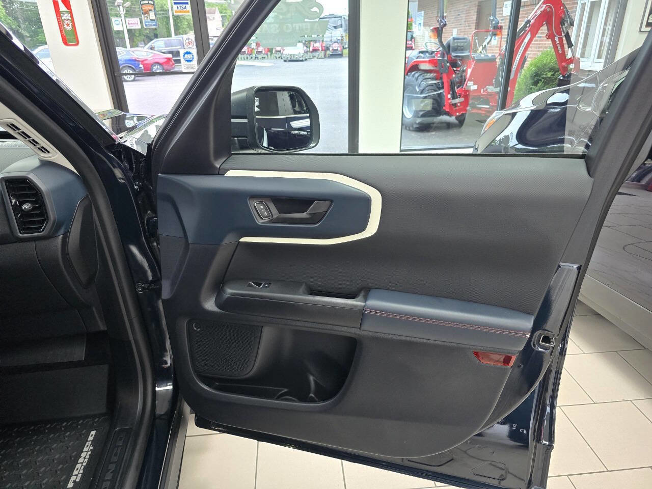 Used 2023 Ford Bronco Sport Heritage w/ Heritage Convenience Package image 22