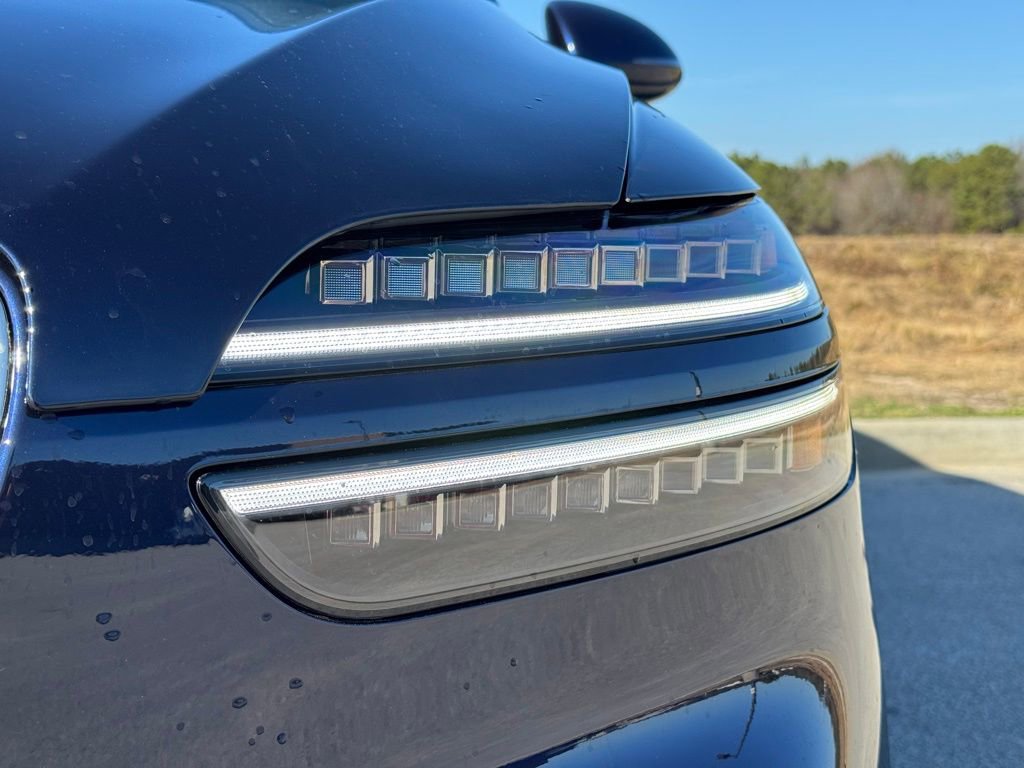 New 2026 Genesis GV70 2.5T Select image 10