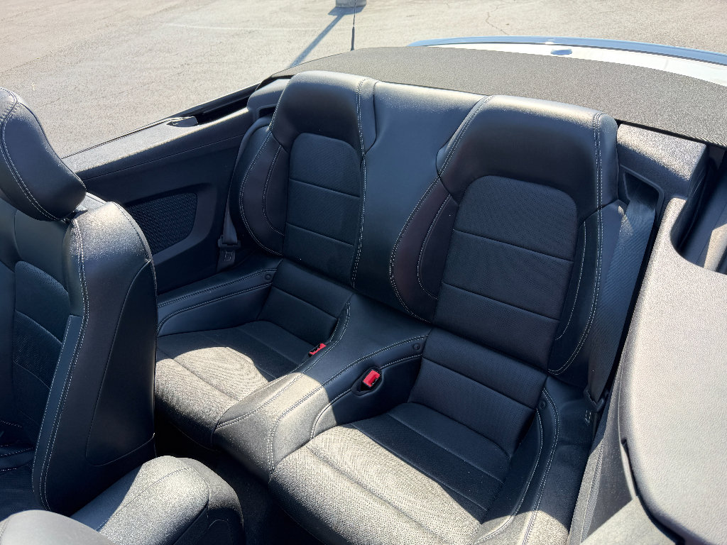Used 2019 Ford Mustang GT Premium w/ Equipment Group 401A RWD image 27