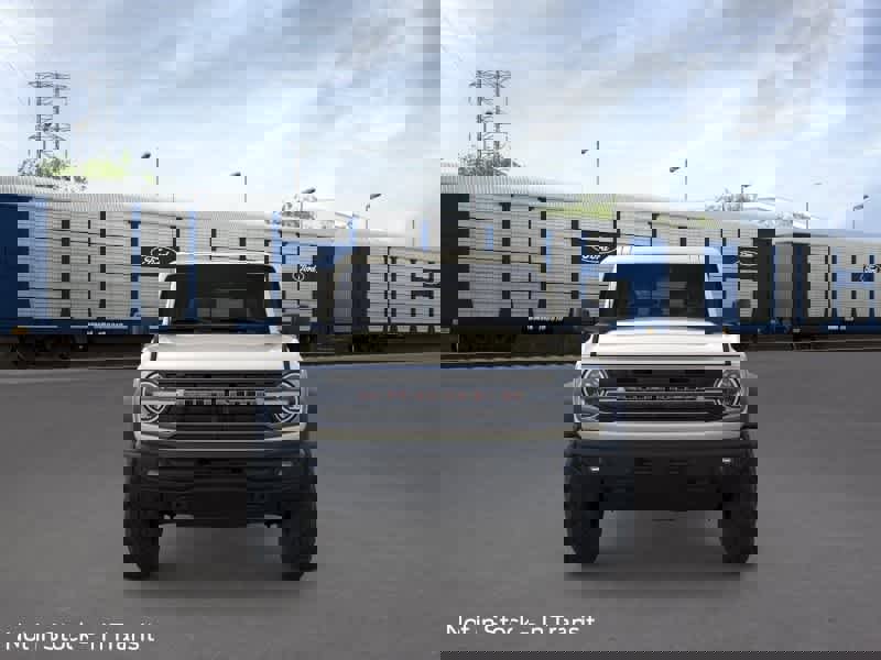 New 2026 Ford Bronco Outer Banks AWD/4WD image 8