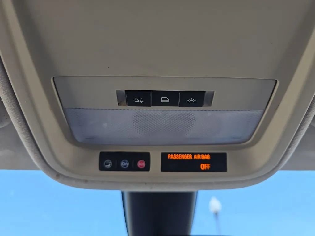 Used 2017 Chevrolet Cruze LS FWD image 30