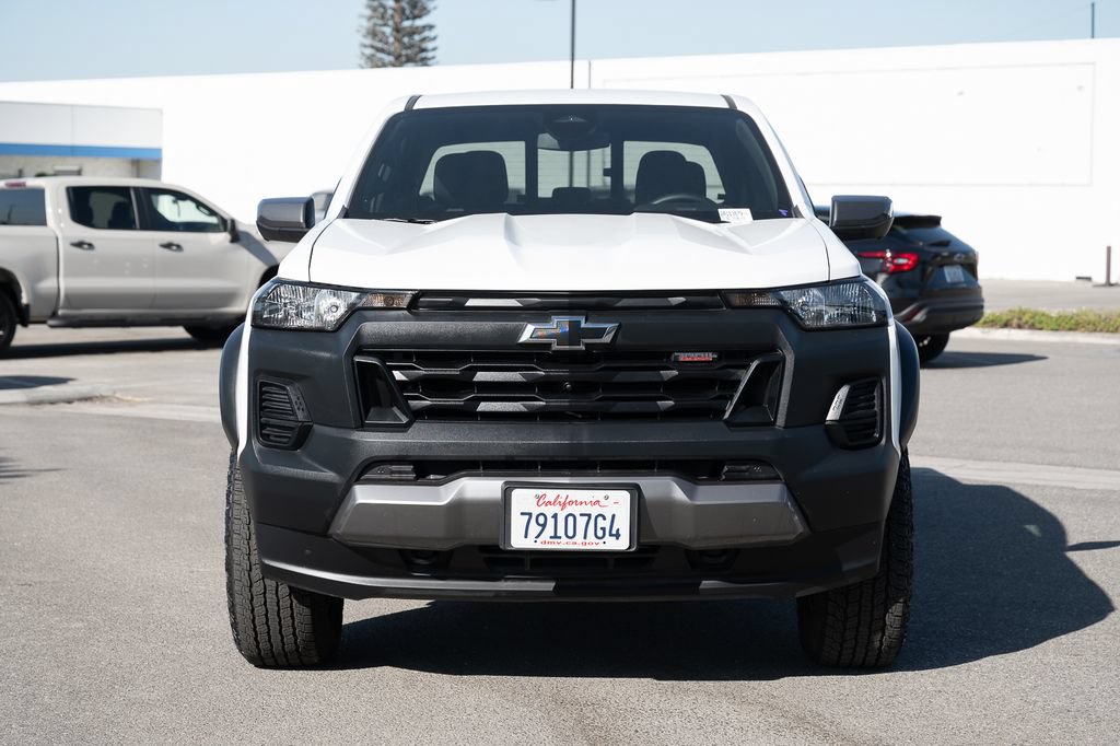 Used 2025 Chevrolet Colorado Trail Boss AWD/4WD image 2