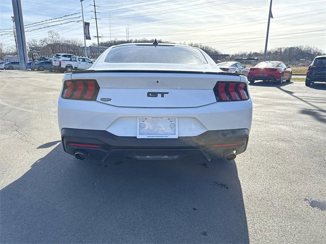 Used 2024 Ford Mustang GT Premium image 5