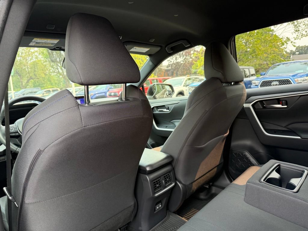 Used 2023 Toyota RAV4 SE w/ SE Grade Weather Package AWD/4WD image 17