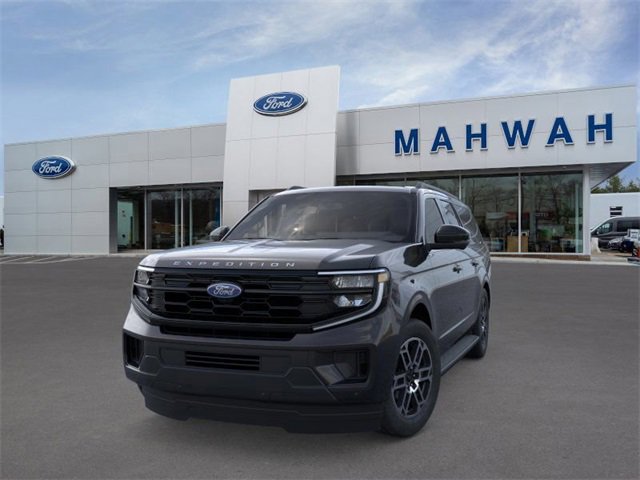 New 2025 Ford Expedition Max Active image 2