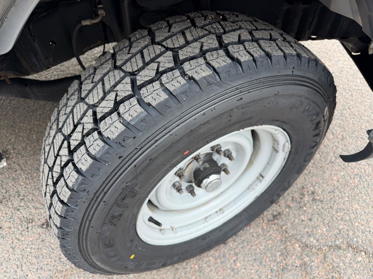 Used 2019 Ford E-350 and Econoline 350 Super Duty w/ Power Windows & Locks Group image 30