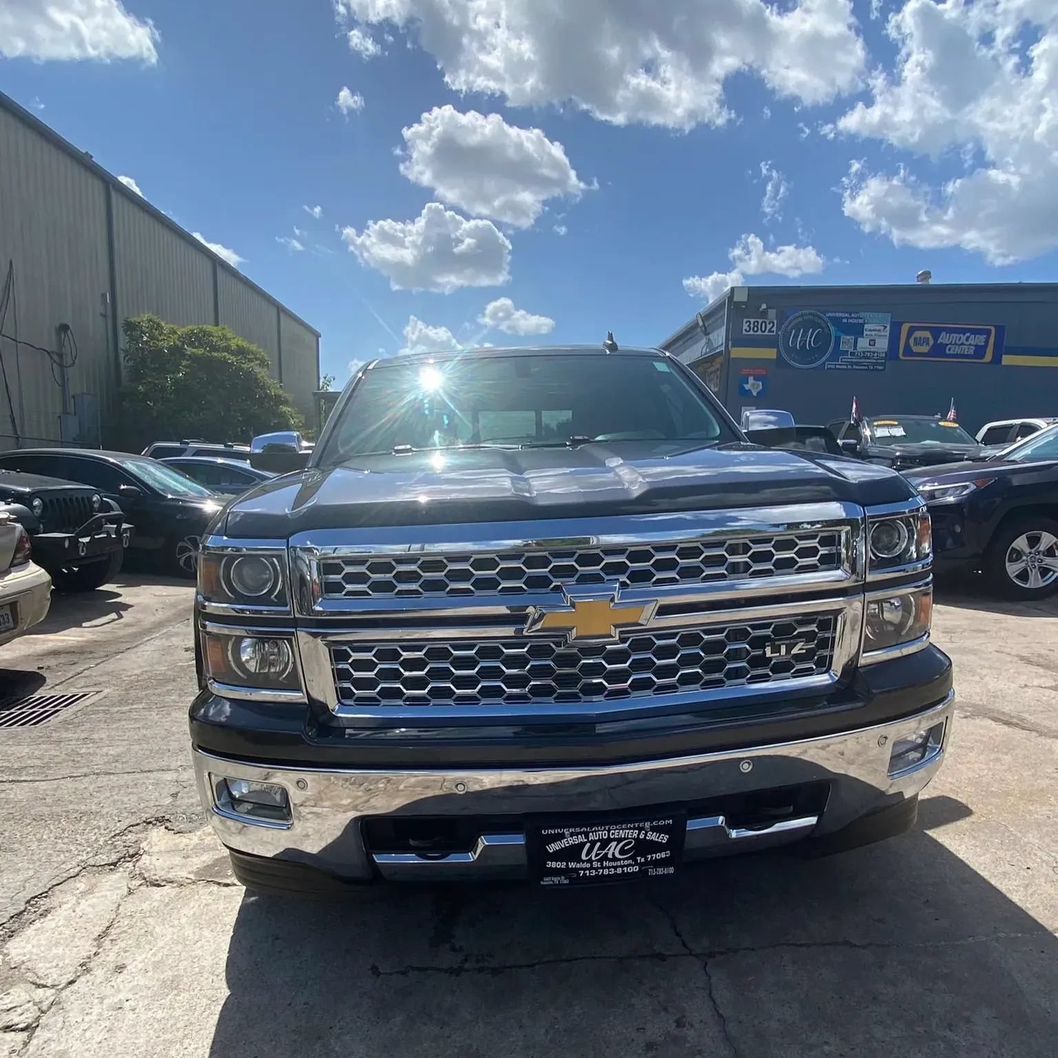 Used 2015 Chevrolet Silverado 1500 LTZ w/ LTZ Plus Package AWD/4WD image 2