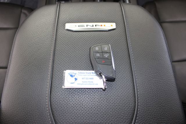 Used 2024 GMC Sierra 2500 Denali w/ Denali Reserve Package image 31