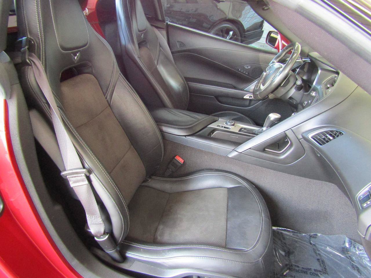 Used 2014 Chevrolet Corvette Stingray Convertible w/ 2LT Preferred Equipment Group RWD image 12