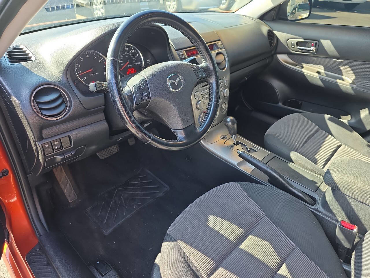 Used 2005 MAZDA MAZDA6 i Sport FWD image 7