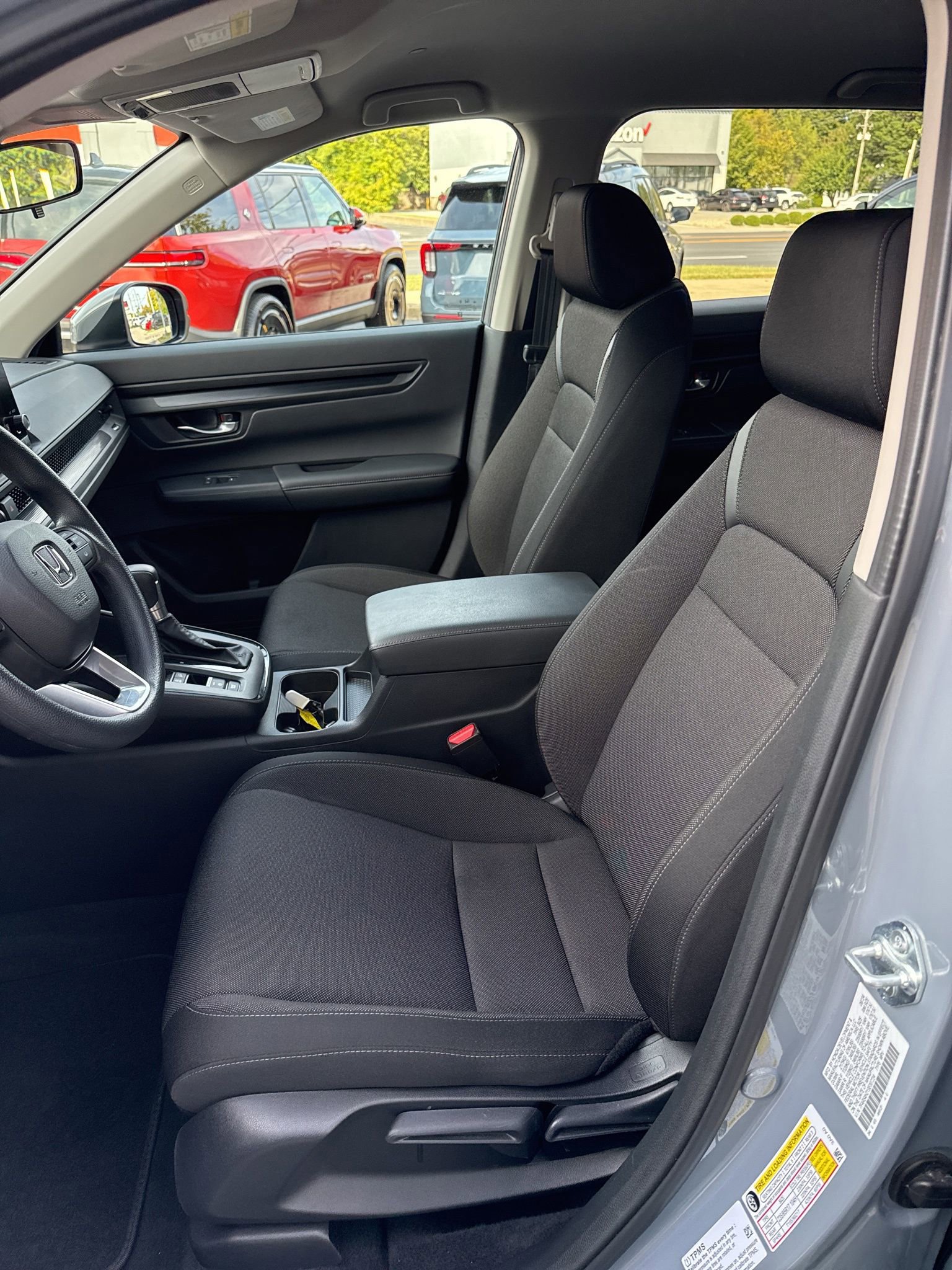 Used 2025 Honda CR-V LX image 29