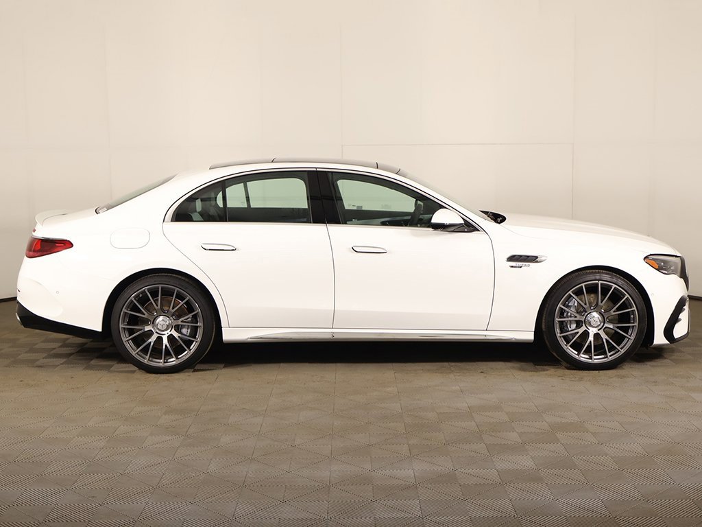 Used 2026 Mercedes-Benz E 53 AMG e 4MATIC Sedan image 23
