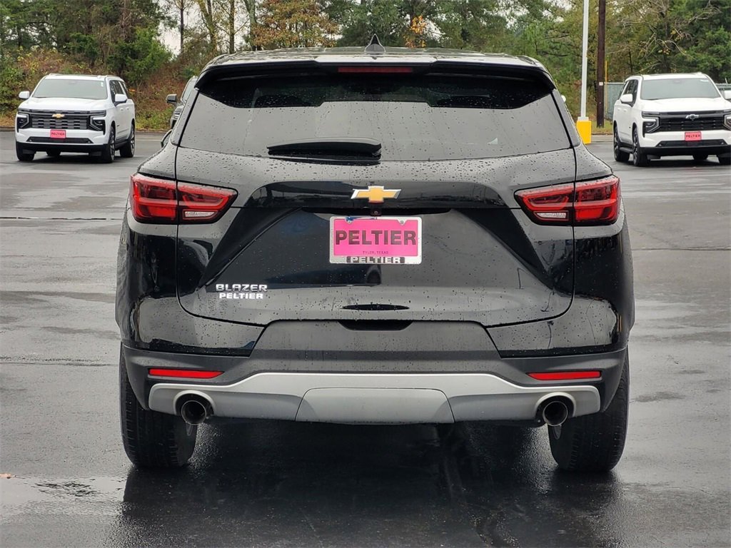 Used 2023 Chevrolet Blazer LT w/ Driver Confidence Package image 5