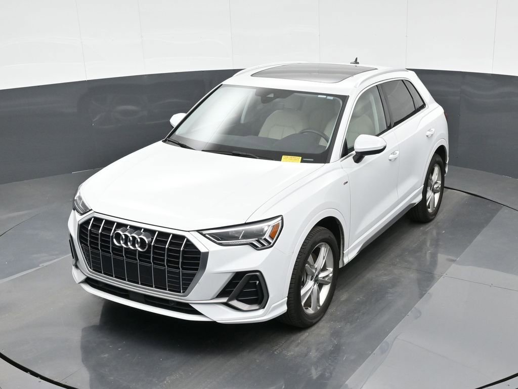 Used 2024 Audi Q3 2.0T Premium Plus w/ Premium Plus Package image 28