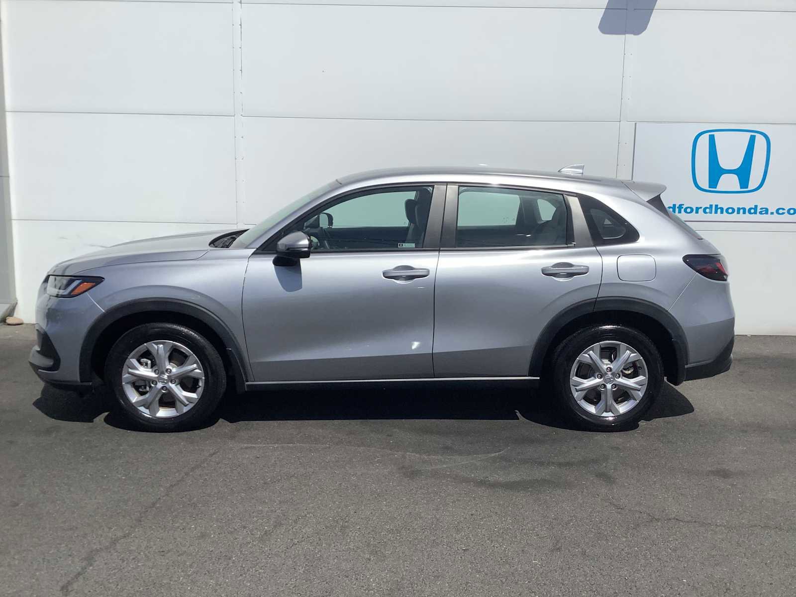 Certified 2023 Honda HR-V LX image 3