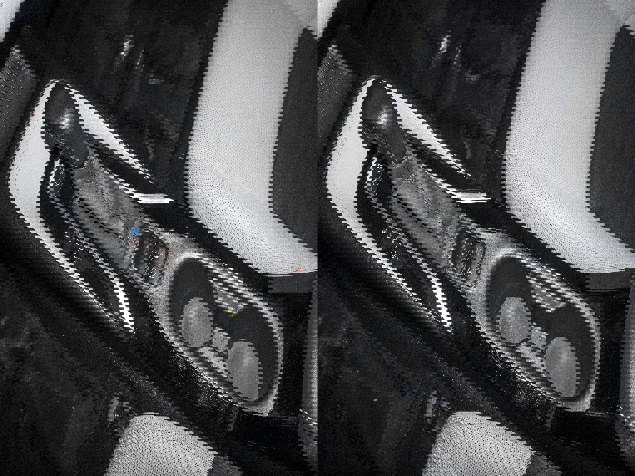 Used 2022 Toyota Corolla SE image 32