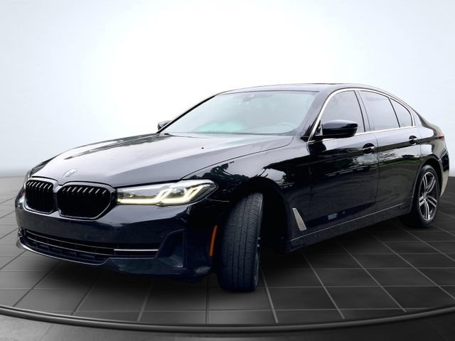 Used 2022 BMW 530i xDrive w/ Convenience Package AWD/4WD image 4