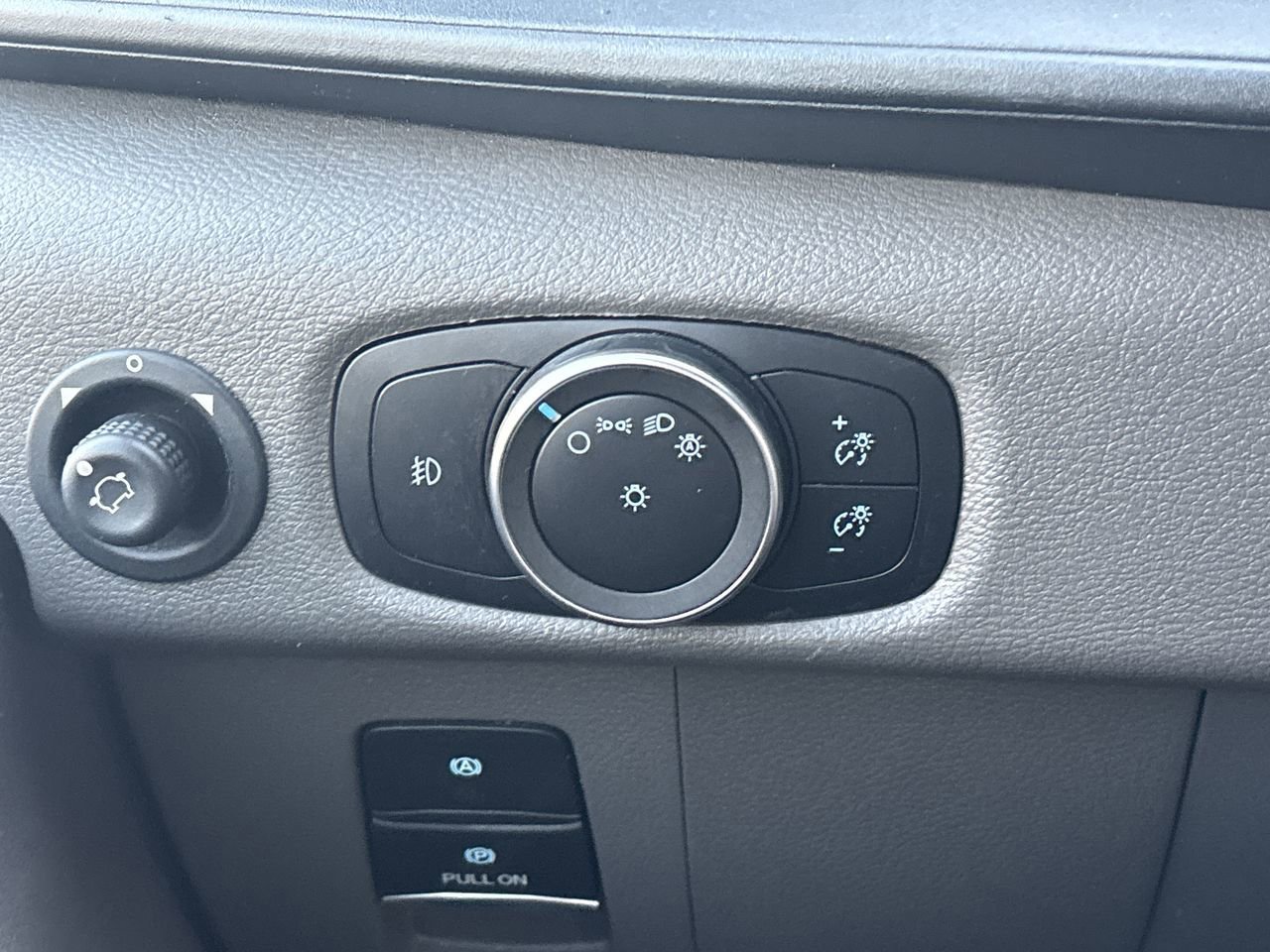 Used 2023 Ford Transit 250 Low Roof w/ Exterior Upgrade Package image 17