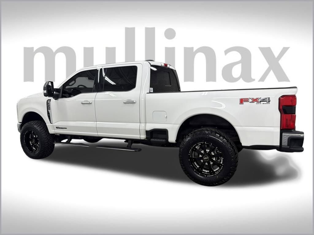 Used 2023 Ford F250 Lariat w/ Lariat Ultimate Package image 9