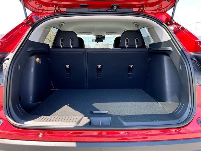 New 2026 Chevrolet Trax LS w/ LS Convenience Package FWD image 15