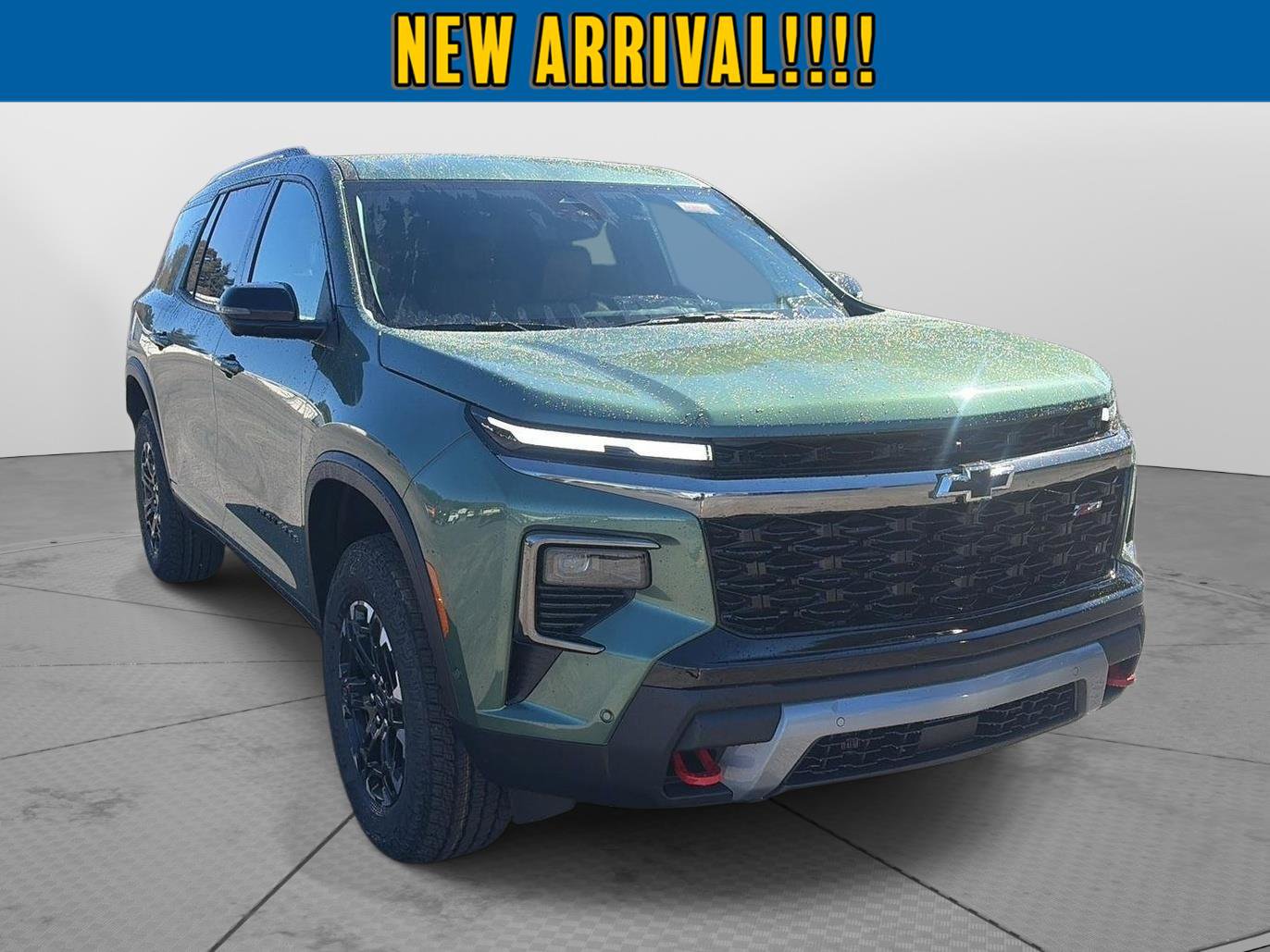 New 2027 Chevrolet Traverse Z71 w/ Enhanced Driving Package AWD/4WD image 3