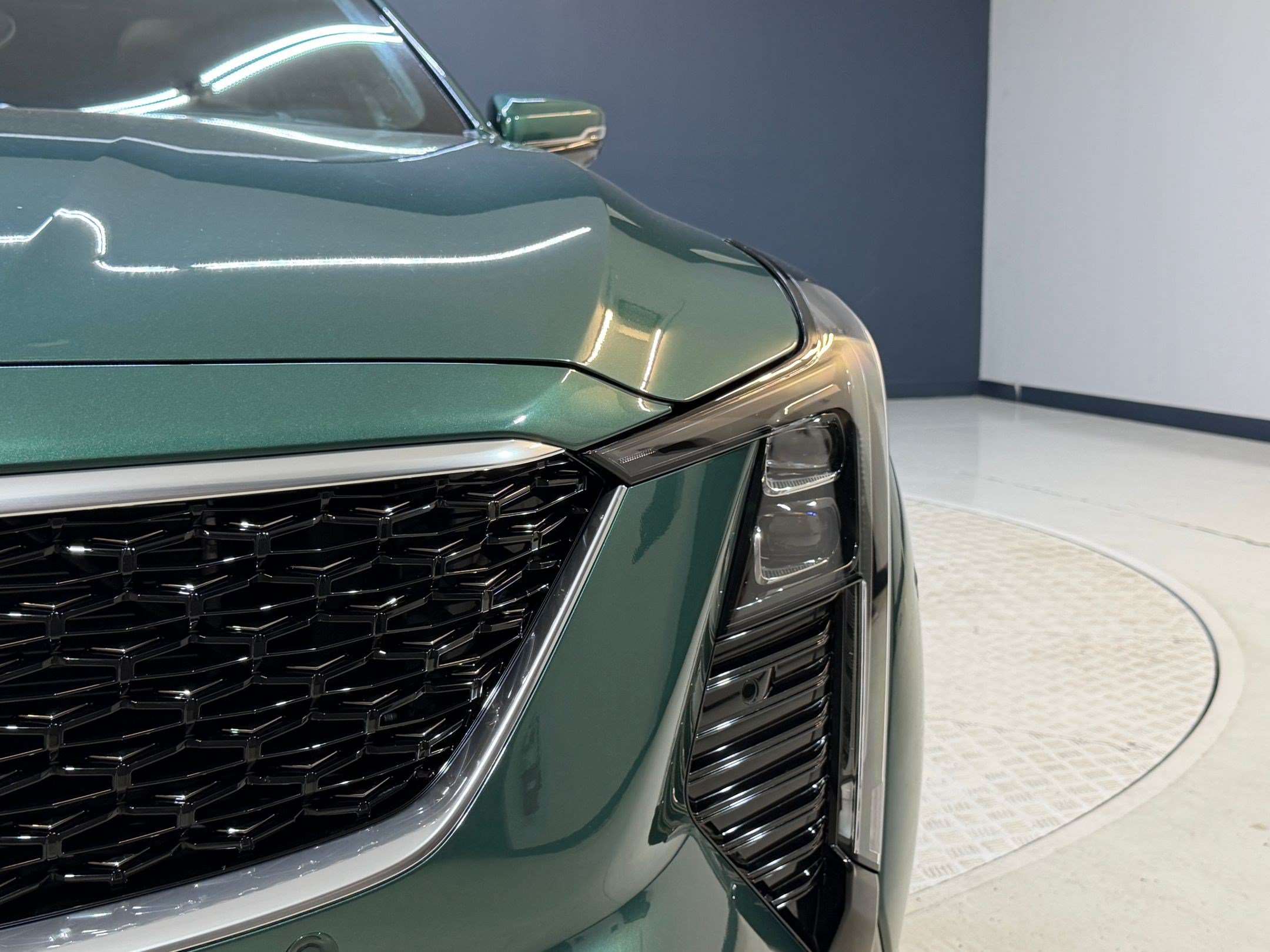 Used 2025 Cadillac CT5 Premium Luxury RWD image 10