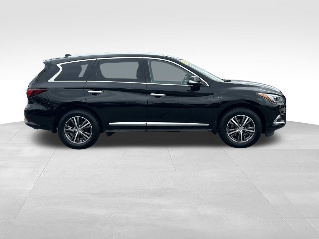 Used 2017 INFINITI QX60 Luxe w/ Premium Plus Package AWD/4WD image 2